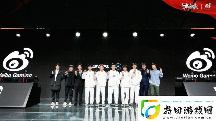 WBG分享选手在西安赛场合照