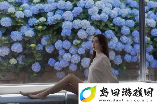 教室爱欲韩国电影-引发热议-网友:-真实又复杂的情感探索!