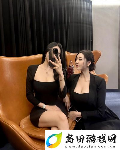 不戴套的瑜伽教练3,网友感叹:生活就像一场瑜伽,伸展自如才是王道!