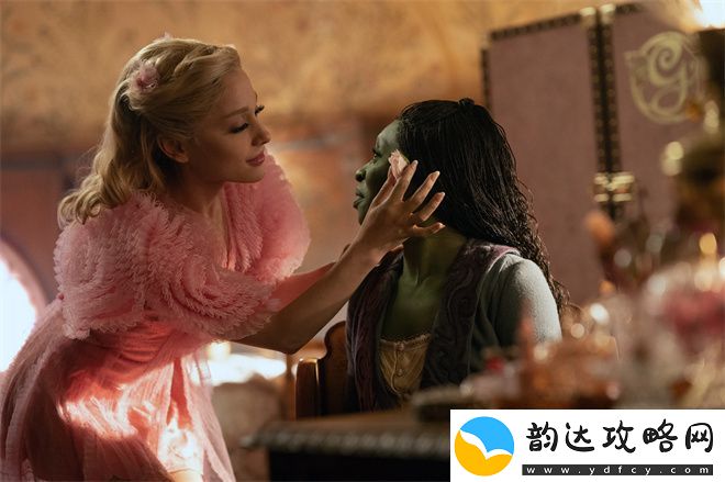 魔法坏女巫改编电影打破百老汇票房纪录!