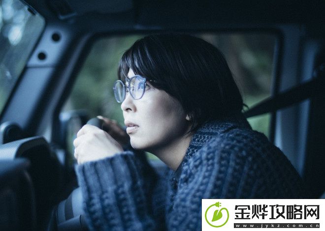 松隆子与亡夫松村北斗重逢:初吻曝剧照