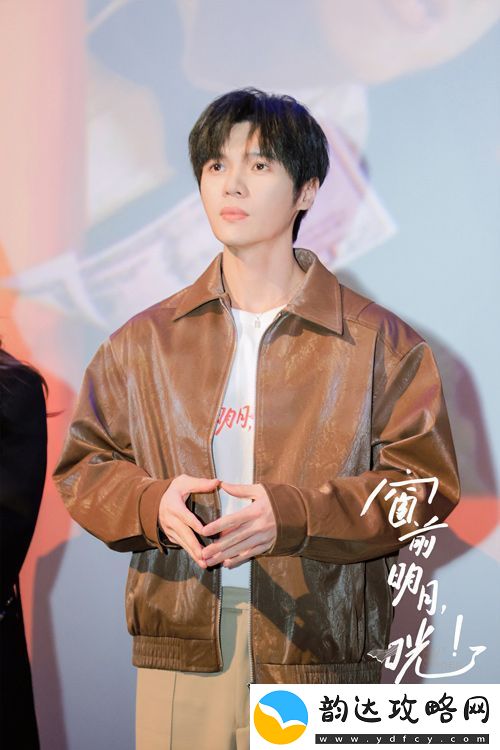窗前明月