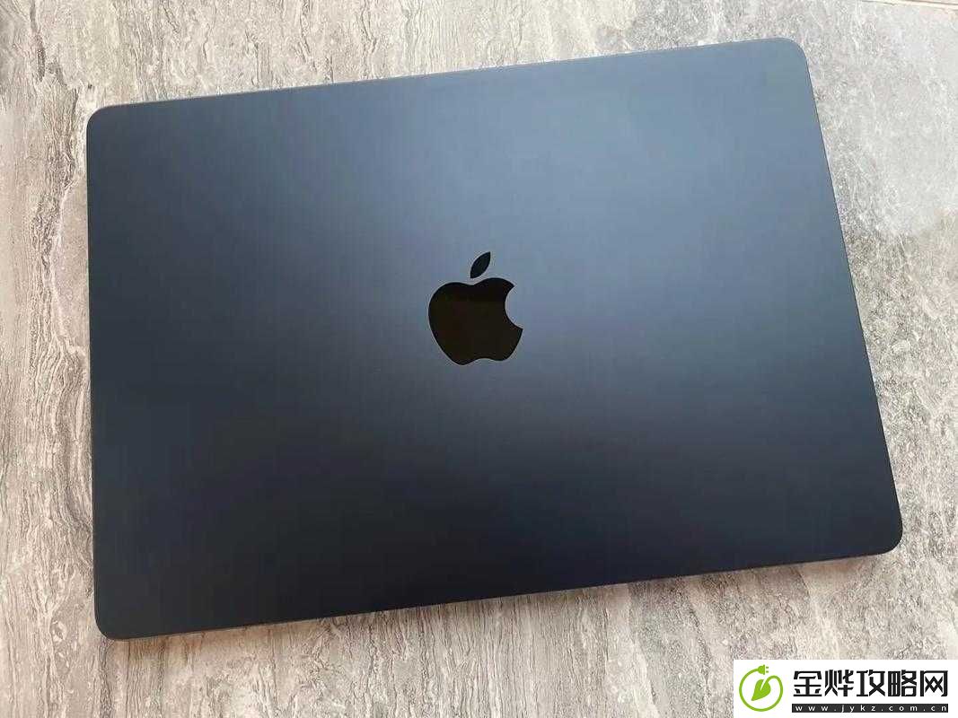午夜色-MacBook-时尚魅力尽显