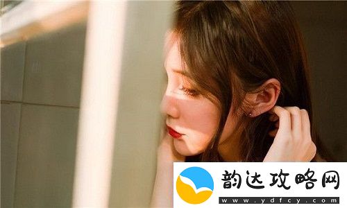 游泳池的特殊待遇2:揭示青春中关于信任与突破的故事-游泳池见证深厚友谊