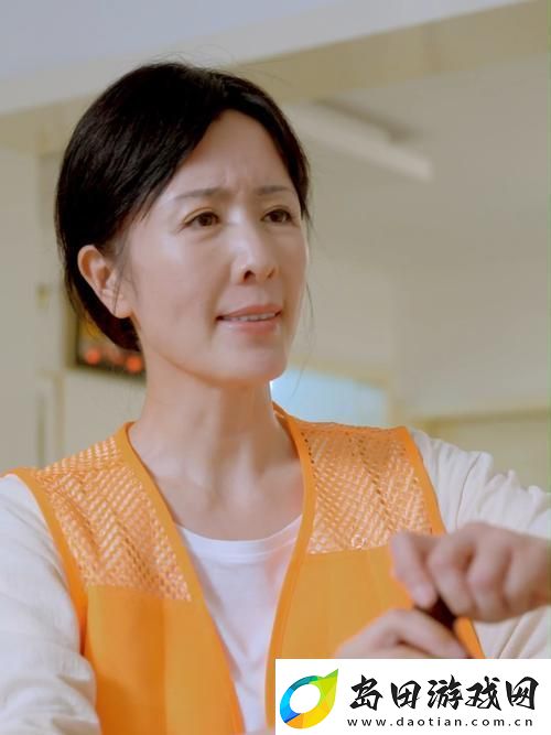 50岁阿姨大人免费观看电视剧揭秘-友:这简直是宝藏频道!游戏玩法