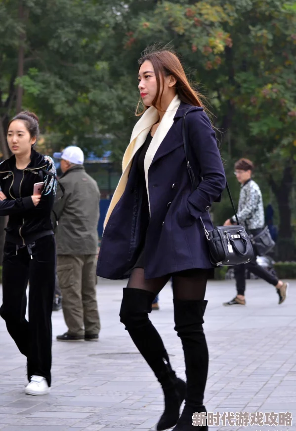 性感美女高清网站极品:最新动态与用户体验提升带来更丰富的视觉享受和互动功能