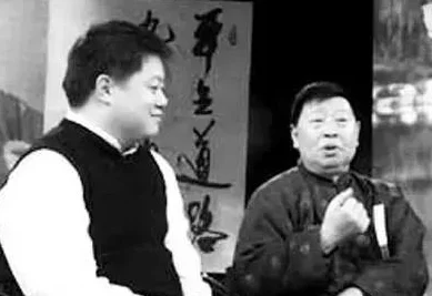 臭小子姨妈腰快断了马东-近日在社交平台分享了自己的健身日常-引发网友热议与关注